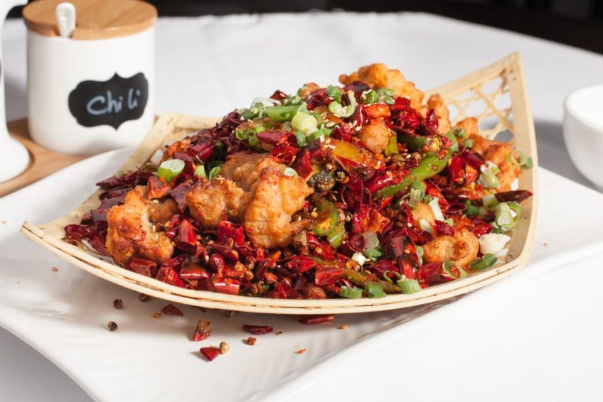 Little-Szechuan-川國演藝-San-Francisco-Braised-Crispy-Chicken-w-red-chili-oil1-848x566